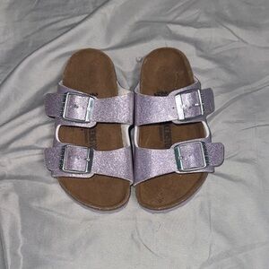 NWOT - Birkenstock Girls size 26 sandals!
